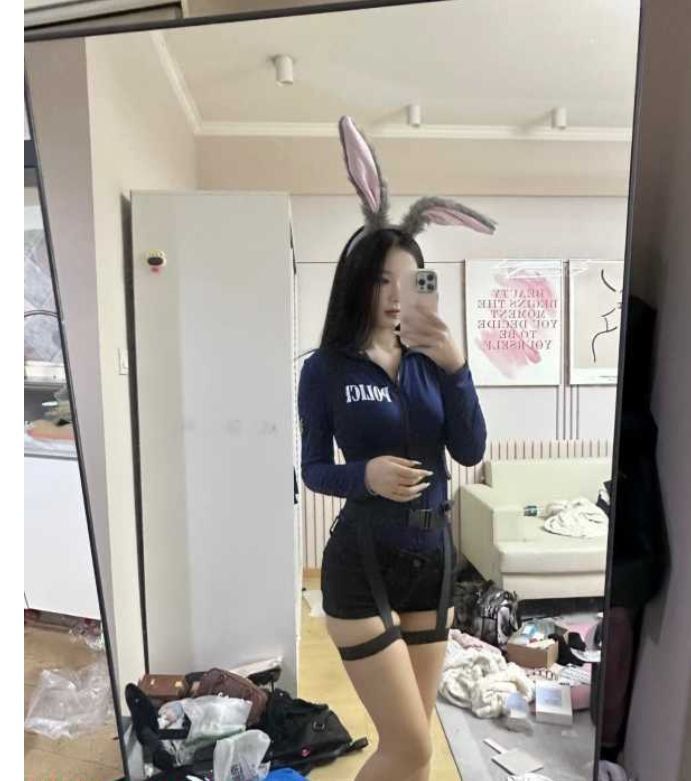 上下粉嫩，丝袜玉足，技艺深入极致